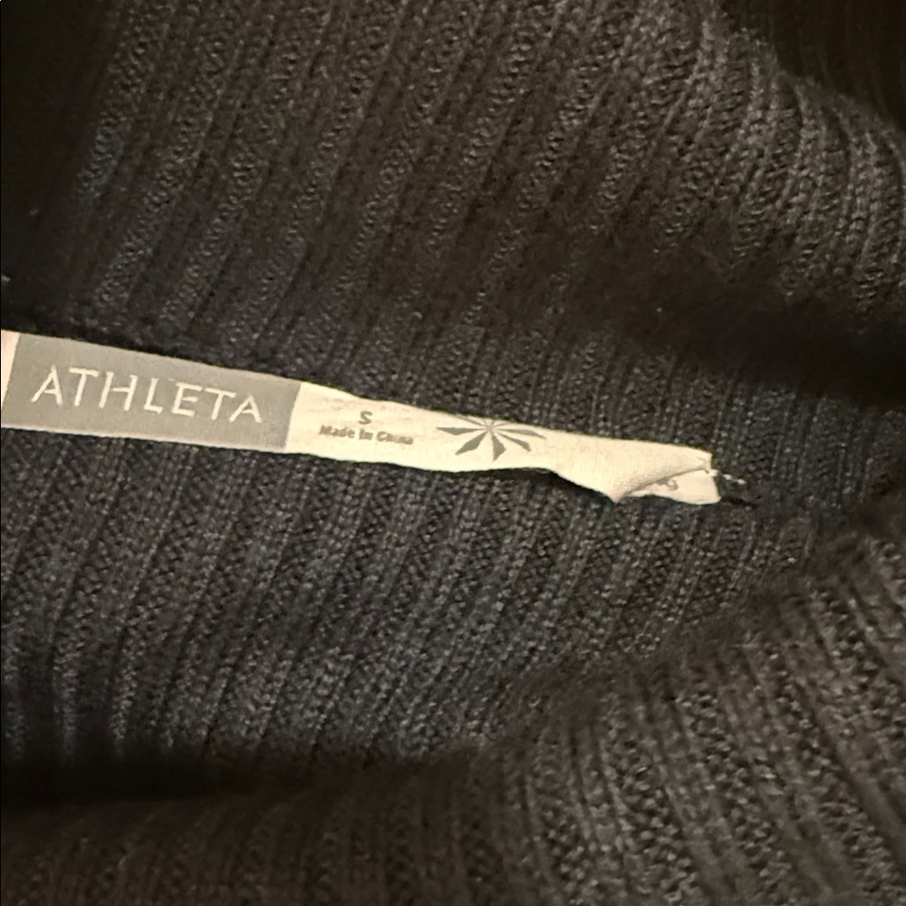 Athleta Black Short Sleeve Sweater Dress Sz S - Picture 2 of 7